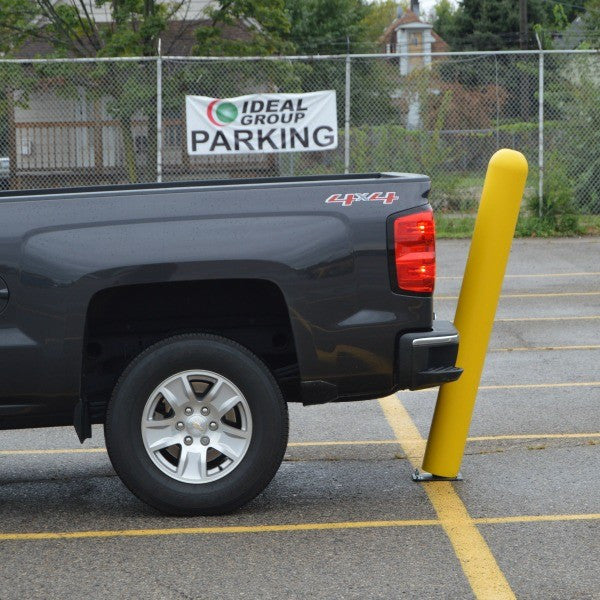 FlexPost Flexible Bollard with Yellow Bollard Cover