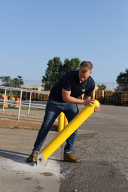 Easy lift and lower Collapsible Locking Bollard